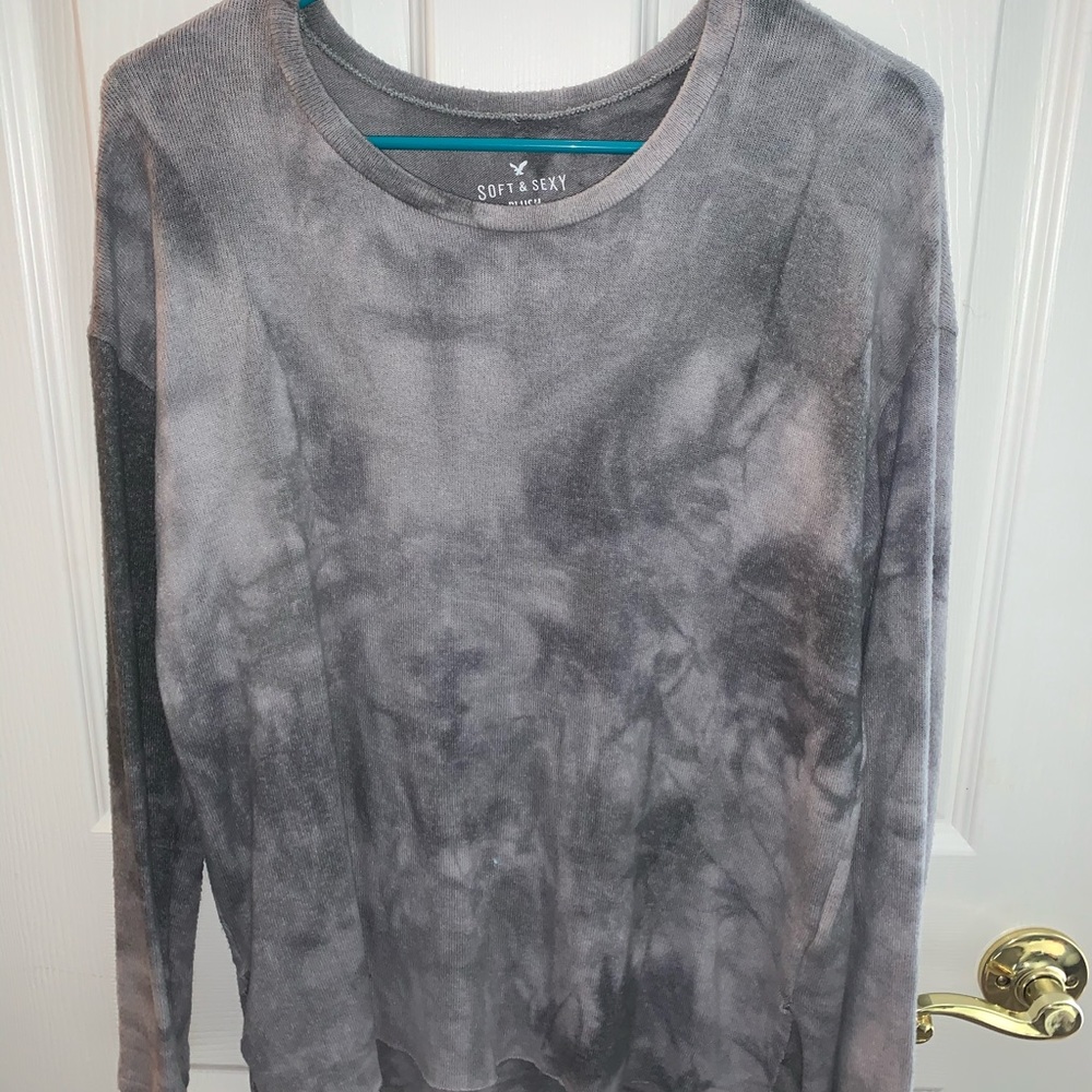 American Eagle sweater